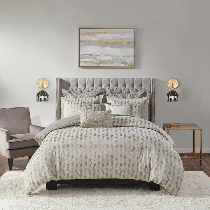 Antique Traditional Petal Style Wall Light