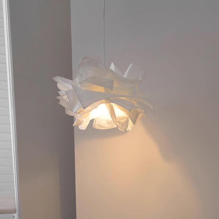 Nordic-Inspired Flower Shaped Pendant Light