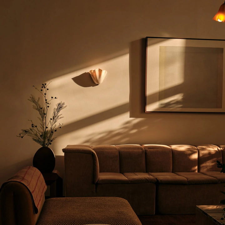 Vintage Stained Shell Inspired LED Wall Light