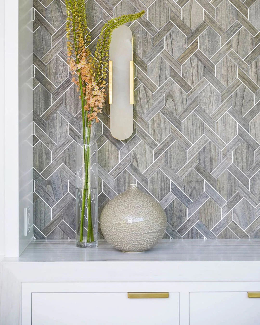 Modern Vertical Wall Light