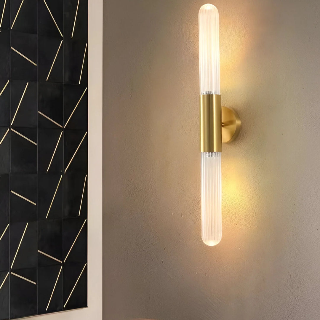 Minimalitst Nordic-Inspired Traditional Wall Light