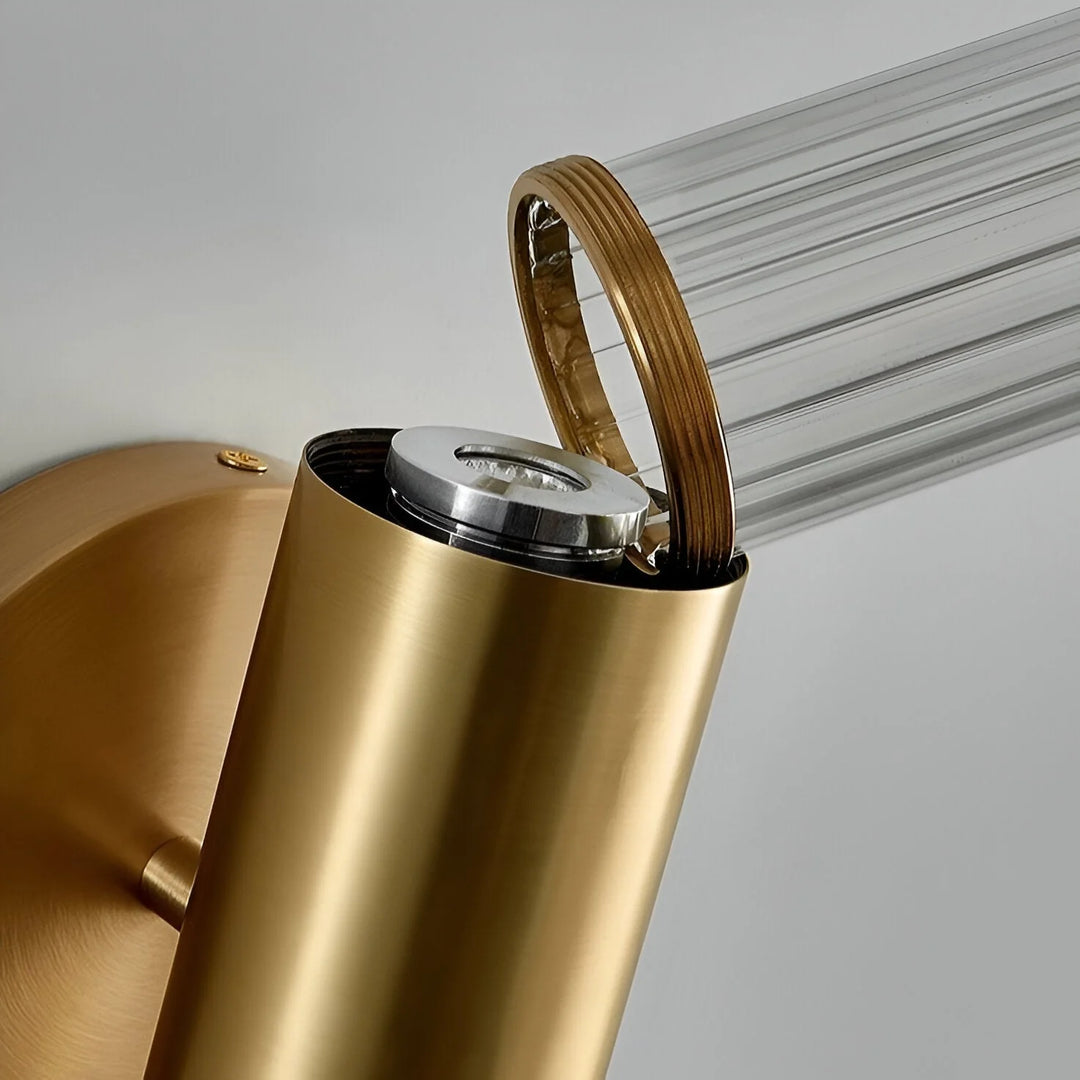 Minimalitst Nordic-Inspired Traditional Wall Light