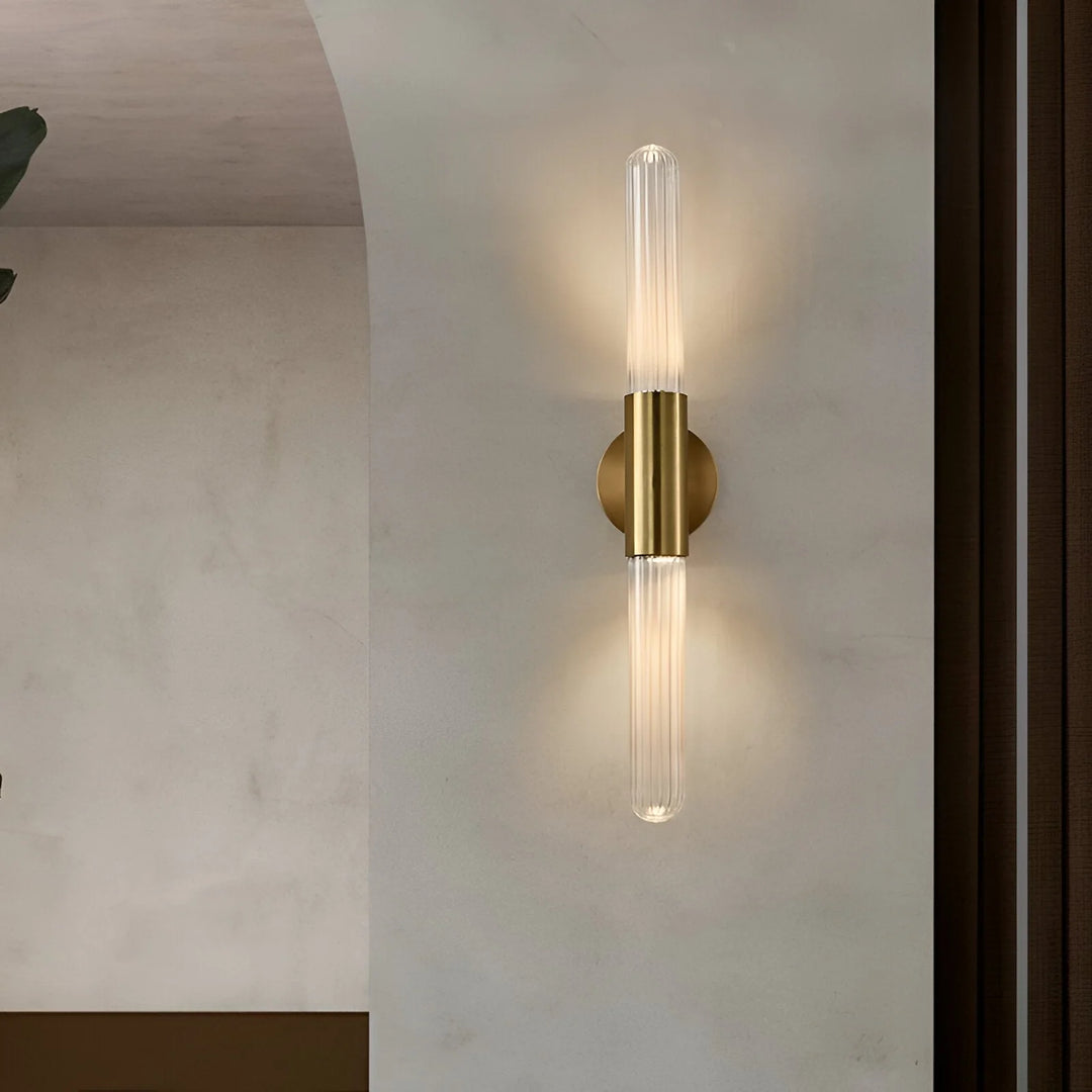 Minimalitst Nordic-Inspired Traditional Wall Light