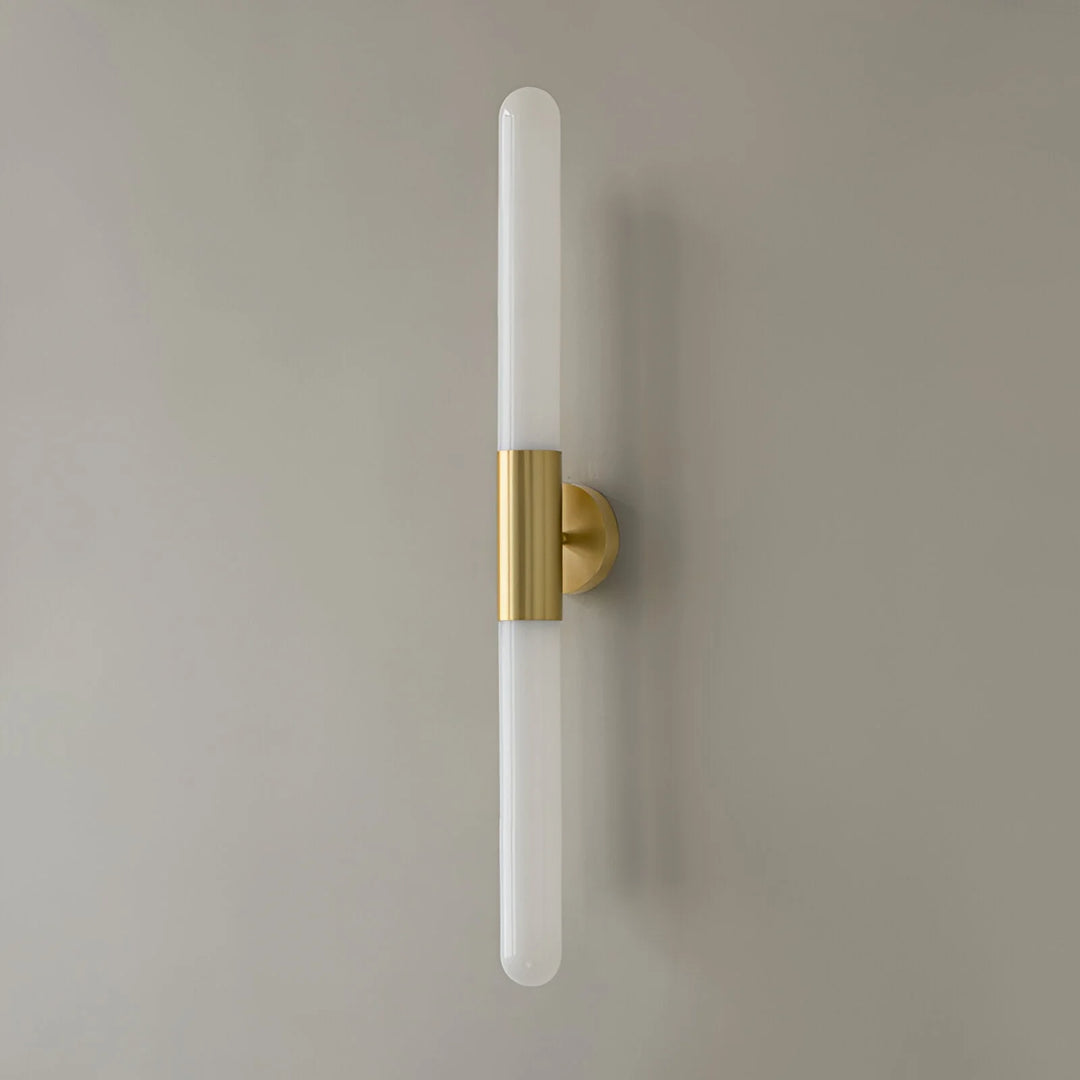 Minimalitst Nordic-Inspired Traditional Wall Light